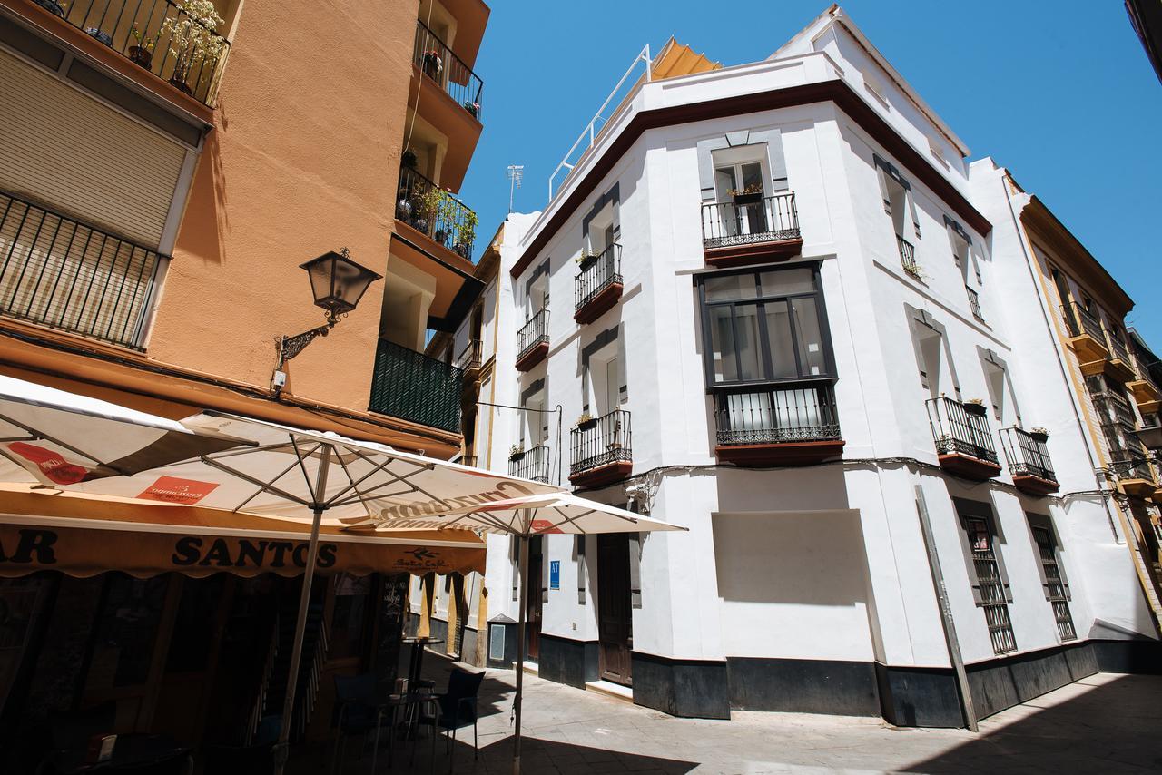 Hostly Acetres 1A Loft In City Center, Comunal Terrace, Fibre,Parking Optional Sevilla Buitenkant foto