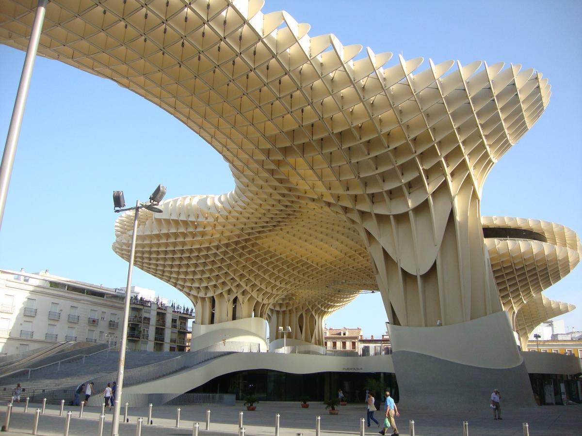 Hostly Acetres 1A Loft In City Center, Comunal Terrace, Fibre,Parking Optional Sevilla Buitenkant foto